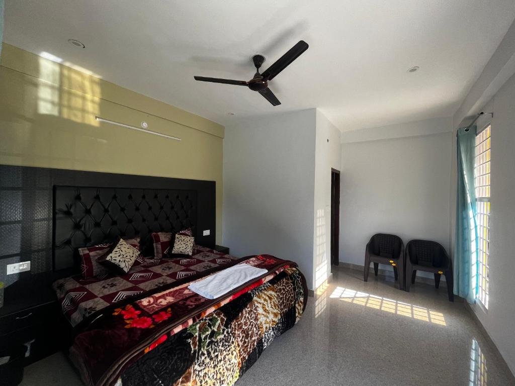 Valley view with kitchen, Upper Floor