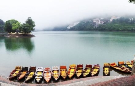 Bhimtal vs Nainital: Which is Better for a Workation?